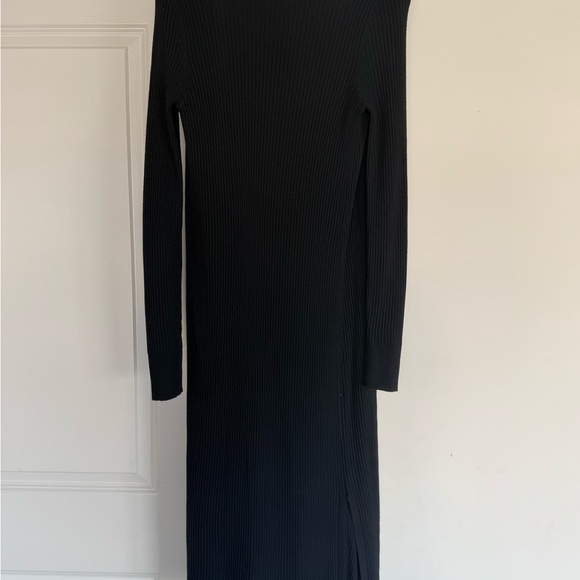 Cable & Gauge Sweaters - Cable & Gauge Black Long Sleeve Dress